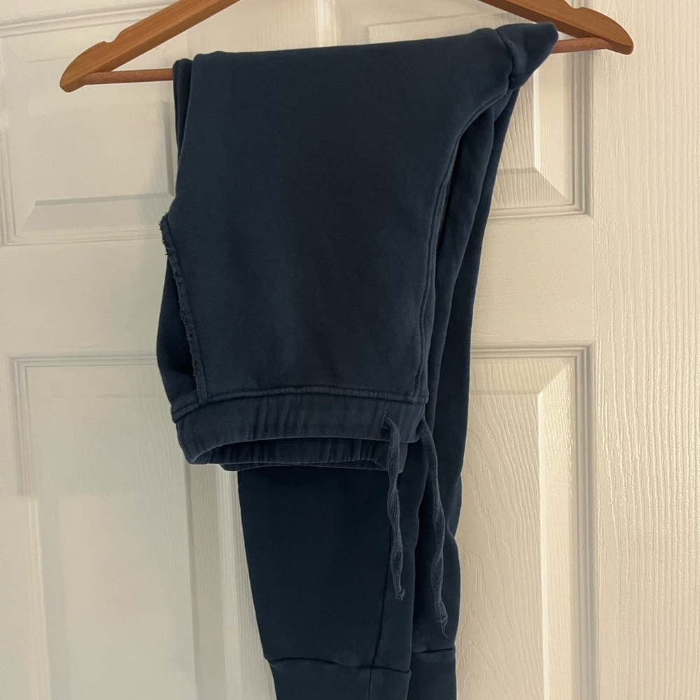 Frank & Eileen Women’s Deep Blue Sweatpants